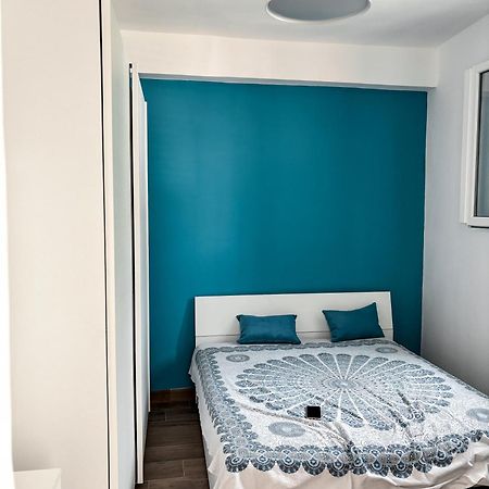 Appartement Bilocale Affacciato Sullo Stretto à Messine Extérieur photo